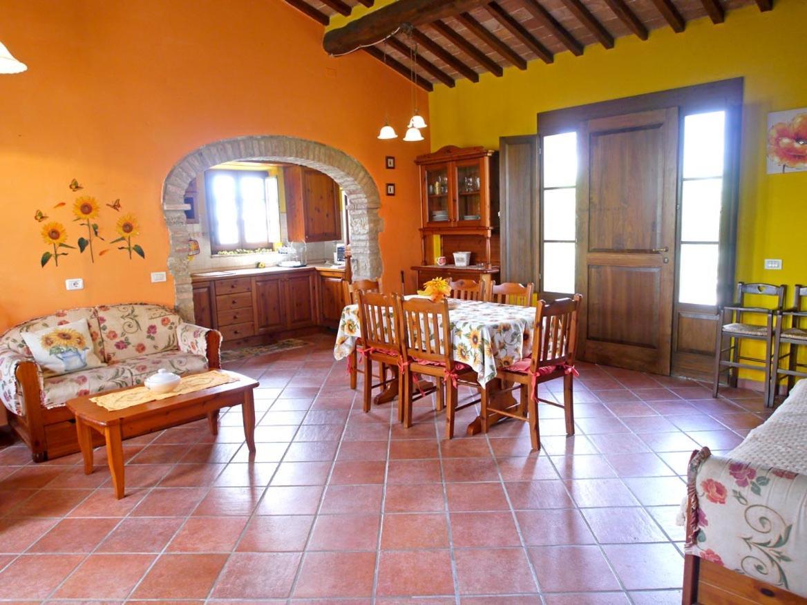 Casa Country House Girasole Vakantie Huis-Wakacje Huis Asciano Zewnętrze zdjęcie